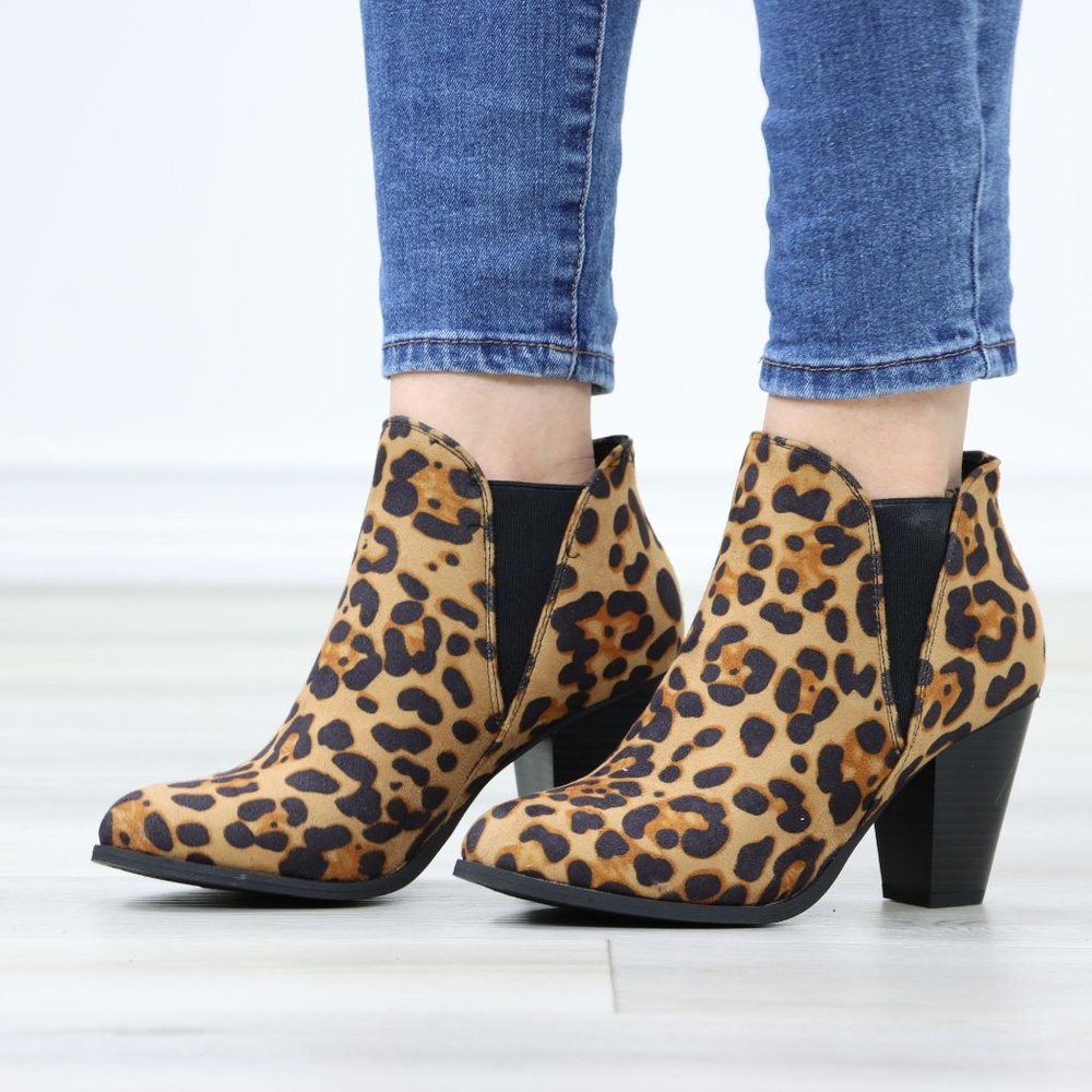 Leopard Ankle Boots High Heel Suede Booties Chelsea Cone Synthetic Pointed Toe - Picture 11 of 11